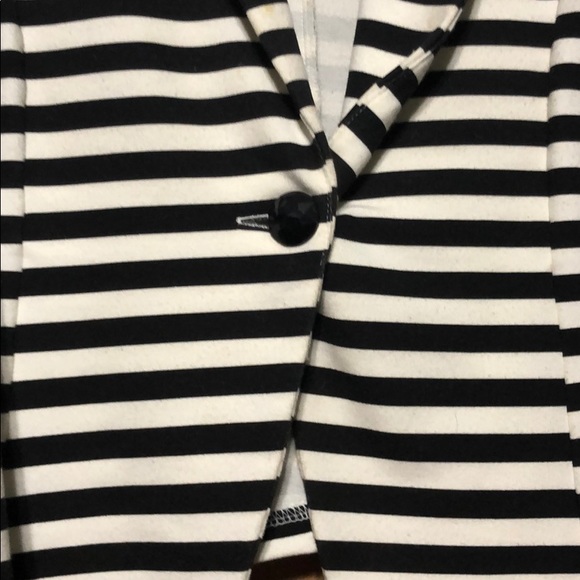 Striped Blazer - Picture 2 of 3